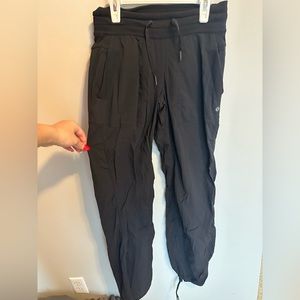 Lululemon joggers size 2